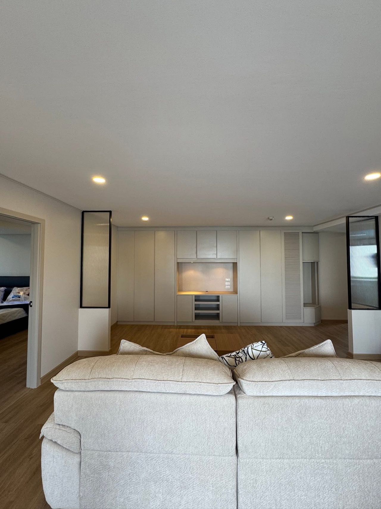 曼谷 Supalai Place Sukhumvit 39 两室一厅公寓出租